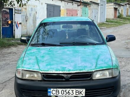 Сірий Міцубісі Lancer, об'ємом двигуна 1.3 л та пробігом 184 тис. км за 1000 $, фото 1 на Automoto.ua