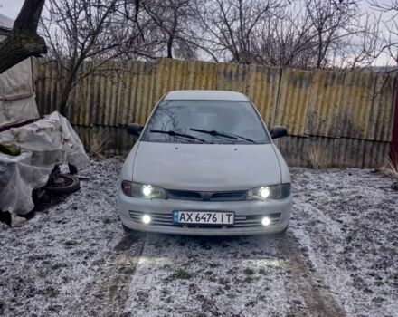 Серый Мицубиси Лансер, объемом двигателя 1.3 л и пробегом 3 тыс. км за 1500 $, фото 1 на Automoto.ua