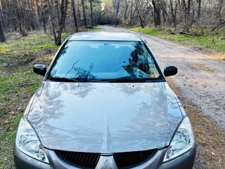 Міцубісі Lancer 2004 у Києві на Automoto.ua Сірий Міцубісі Lancer, об'ємом двигуна 1.3 л та пробігом 306 тис. км за 2800 $, фото 1 на Automoto.ua