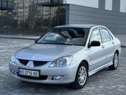 Міцубісі Lancer 2004 у Дніпро (Дніпропетровську) на Automoto.ua Сірий Міцубісі Lancer, об'ємом двигуна 1.6 л та пробігом 260 тис. км за 3899 $, фото 1 на Automoto.ua