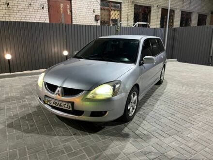 Міцубісі Lancer 2004 у Синельниковом на Automoto.ua Сірий Міцубісі Lancer, об'ємом двигуна 2 л та пробігом 190 тис. км за 3350 $, фото 1 на Automoto.ua
