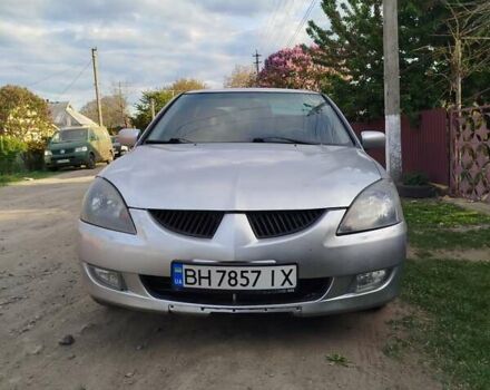 Серый Мицубиси Лансер, объемом двигателя 1.6 л и пробегом 199 тыс. км за 3300 $, фото 1 на Automoto.ua