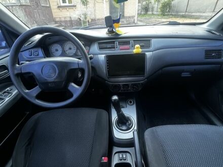 Міцубісі Lancer 2005 у Бобровице на Automoto.ua Сірий Міцубісі Lancer, об'ємом двигуна 1.6 л та пробігом 300 тис. км за 2499 $, фото 1 на Automoto.ua