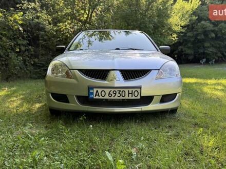 Мицубиси Лансер 2005 в Ужгороде на Automoto.ua Серый Мицубиси Лансер, объемом двигателя 1.58 л и пробегом 300 тыс. км за 4500 $, фото 1 на Automoto.ua