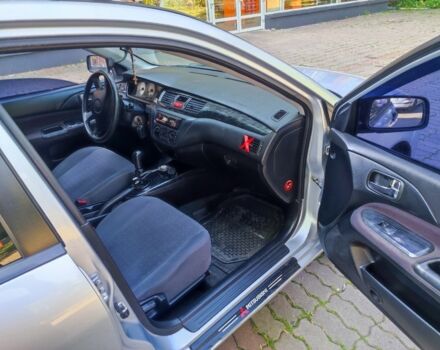 Серый Мицубиси Лансер, объемом двигателя 0 л и пробегом 198 тыс. км за 3400 $, фото 1 на Automoto.ua