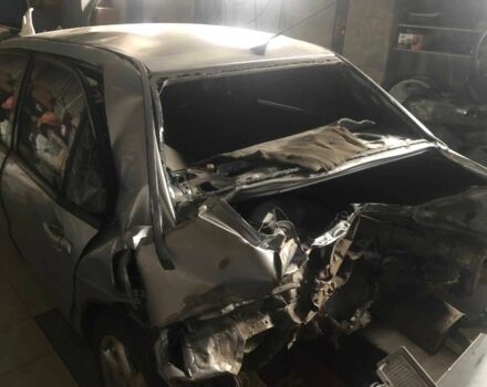 Серый Мицубиси Лансер, объемом двигателя 1.6 л и пробегом 241 тыс. км за 1500 $, фото 1 на Automoto.ua