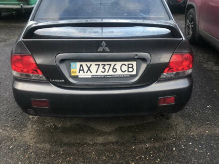 Мицубиси Лансер 2006 в Черновцах на Automoto.ua Серый Мицубиси Лансер, объемом двигателя 1.58 л и пробегом 222 тыс. км за 5055 $, фото 1 на Automoto.ua