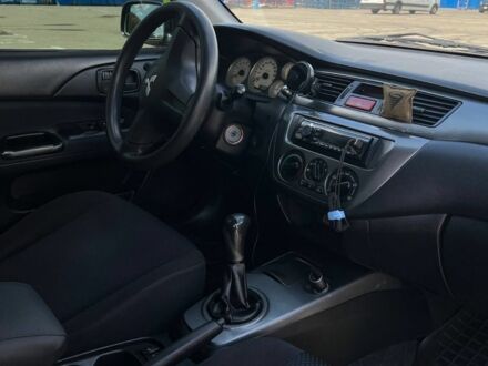 Серый Мицубиси Лансер, объемом двигателя 1.6 л и пробегом 223 тыс. км за 4500 $, фото 1 на Automoto.ua