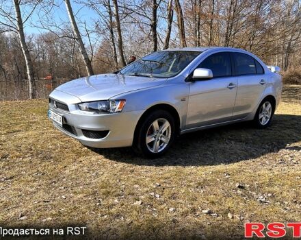 Серый Мицубиси Лансер, объемом двигателя 1.5 л и пробегом 263 тыс. км за 5950 $, фото 1 на Automoto.ua