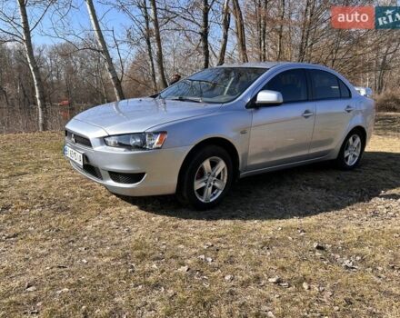 Серый Мицубиси Лансер, объемом двигателя 1.5 л и пробегом 263 тыс. км за 5950 $, фото 1 на Automoto.ua