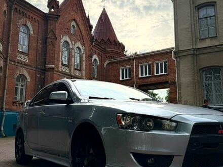 Серый Мицубиси Лансер, объемом двигателя 2 л и пробегом 0 тыс. км за 5500 $, фото 1 на Automoto.ua