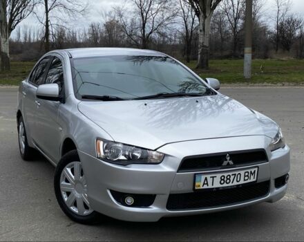 Серый Мицубиси Лансер, объемом двигателя 1.5 л и пробегом 175 тыс. км за 5350 $, фото 1 на Automoto.ua