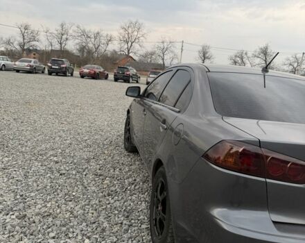 Серый Мицубиси Лансер, объемом двигателя 1.5 л и пробегом 350 тыс. км за 3800 $, фото 1 на Automoto.ua