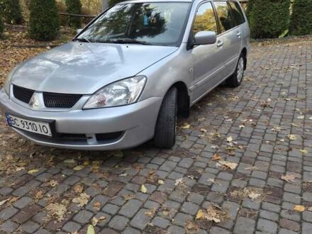 Мицубиси Лансер 2008 в Трускавце на Automoto.ua Серый Мицубиси Лансер, объемом двигателя 1.58 л и пробегом 250 тыс. км за 3200 $, фото 1 на Automoto.ua