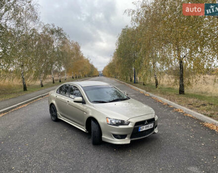 Мицубиси Лансер 2008 в Запорожье на Automoto.ua Серый Мицубиси Лансер, объемом двигателя 2 л и пробегом 300 тыс. км за 6000 $, фото 1 на Automoto.ua