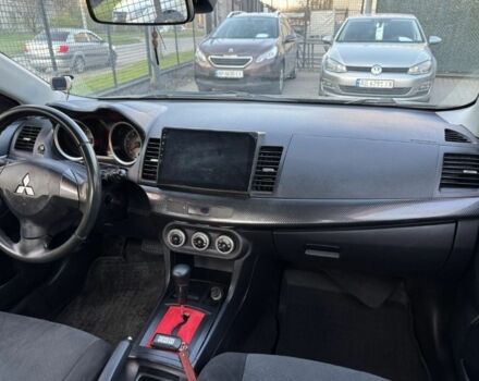 Серый Мицубиси Лансер, объемом двигателя 0 л и пробегом 180 тыс. км за 5400 $, фото 1 на Automoto.ua