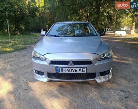 Серый Мицубиси Лансер, объемом двигателя 2 л и пробегом 268 тыс. км за 4300 $, фото 1 на Automoto.ua