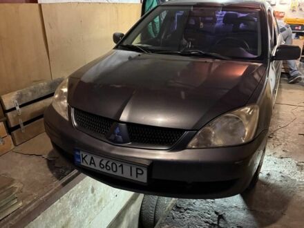 Міцубісі Lancer 2008 у Києві на Automoto.ua Сірий Міцубісі Lancer, об'ємом двигуна 1.6 л та пробігом 272 тис. км за 3800 $, фото 1 на Automoto.ua