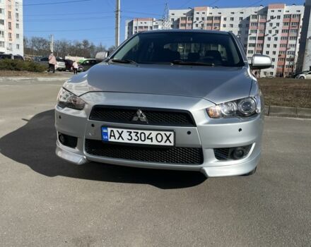 Серый Мицубиси Лансер, объемом двигателя 1.5 л и пробегом 157 тыс. км за 6000 $, фото 1 на Automoto.ua