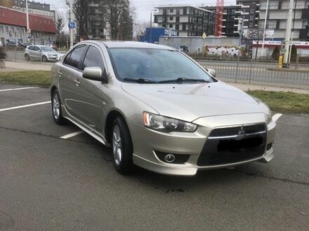 Міцубісі Lancer 2008 у Гостомель на Automoto.ua Сірий Міцубісі Lancer, об'ємом двигуна 2 л та пробігом 207 тис. км за 7200 $, фото 1 на Automoto.ua