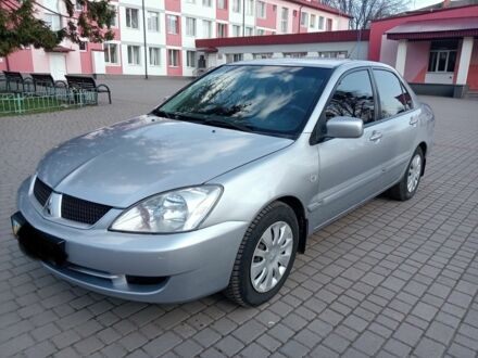 Мицубиси Лансер 2008 в Луцке на Automoto.ua Серый Мицубиси Лансер, объемом двигателя 0 л и пробегом 116 тыс. км за 4300 $, фото 1 на Automoto.ua