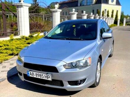 Серый Мицубиси Лансер, объемом двигателя 2 л и пробегом 284 тыс. км за 4800 $, фото 1 на Automoto.ua