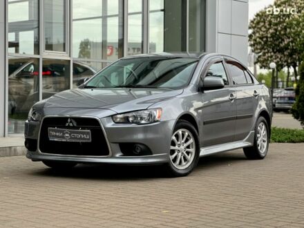 Серый Мицубиси Лансер, объемом двигателя 0 л и пробегом 154 тыс. км за 7600 $, фото 1 на Automoto.ua