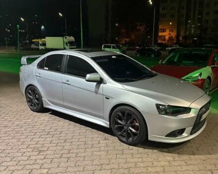 Серый Мицубиси Лансер, объемом двигателя 2.4 л и пробегом 200 тыс. км за 9800 $, фото 1 на Automoto.ua