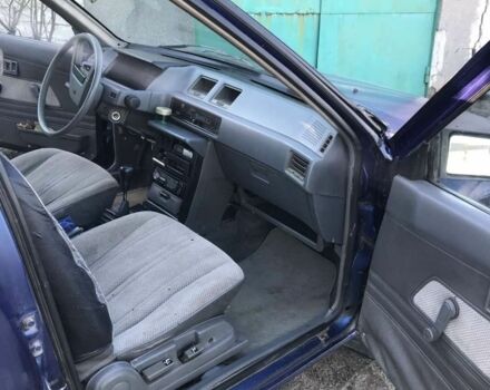 Синий Мицубиси Лансер, объемом двигателя 0 л и пробегом 322 тыс. км за 750 $, фото 2 на Automoto.ua