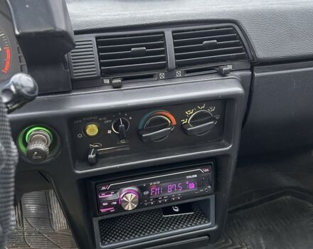 Синий Мицубиси Лансер, объемом двигателя 1.8 л и пробегом 245 тыс. км за 3200 $, фото 15 на Automoto.ua