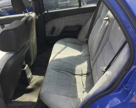 Синий Мицубиси Лансер, объемом двигателя 1.5 л и пробегом 300 тыс. км за 1300 $, фото 5 на Automoto.ua