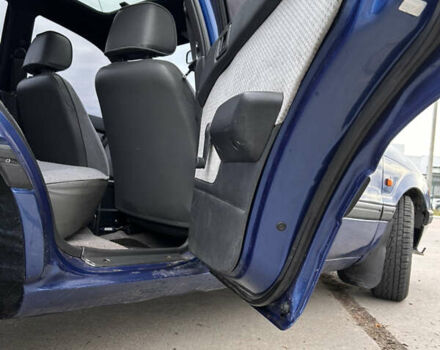 Синий Мицубиси Лансер, объемом двигателя 1.8 л и пробегом 245 тыс. км за 3000 $, фото 33 на Automoto.ua