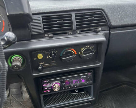 Синий Мицубиси Лансер, объемом двигателя 1.8 л и пробегом 245 тыс. км за 3000 $, фото 16 на Automoto.ua