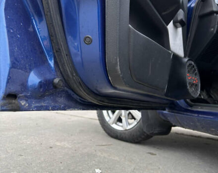 Синий Мицубиси Лансер, объемом двигателя 1.8 л и пробегом 245 тыс. км за 3000 $, фото 27 на Automoto.ua