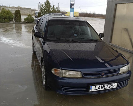 Синій Міцубісі Lancer, об'ємом двигуна 1.3 л та пробігом 393 тис. км за 1600 $, фото 4 на Automoto.ua