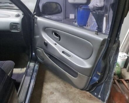 Синий Мицубиси Лансер, объемом двигателя 0 л и пробегом 140 тыс. км за 1500 $, фото 5 на Automoto.ua