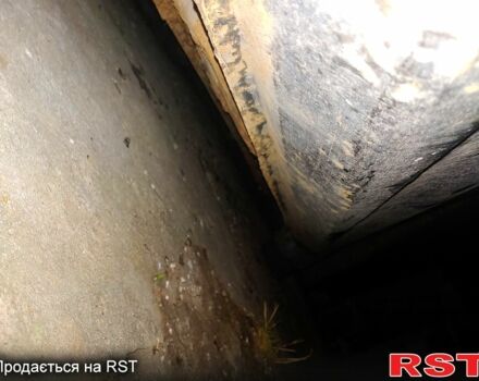 Синий Мицубиси Лансер, объемом двигателя 1.3 л и пробегом 270 тыс. км за 2100 $, фото 5 на Automoto.ua