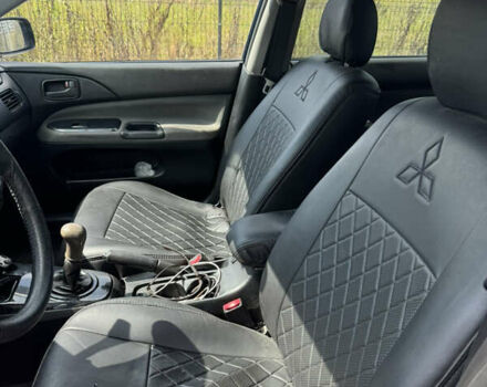 Мицубиси Лансер 2003 в Львове на Automoto.ua Синий Мицубиси Лансер, объемом двигателя 1.58 л и пробегом 400 тыс. км за 2500 $, фото 6 на Automoto.ua