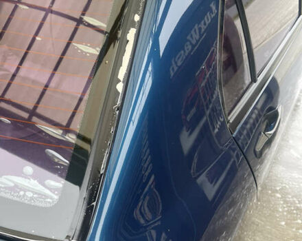 Синий Мицубиси Лансер, объемом двигателя 1.58 л и пробегом 234 тыс. км за 3500 $, фото 7 на Automoto.ua