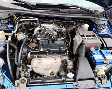 Синий Мицубиси Лансер, объемом двигателя 1.6 л и пробегом 300 тыс. км за 3700 $, фото 6 на Automoto.ua