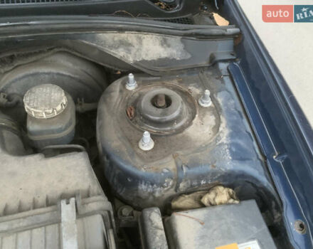 Мицубиси Лансер 2006 в Львове на Automoto.ua Синий Мицубиси Лансер, объемом двигателя 1.58 л и пробегом 420 тыс. км за 2900 $, фото 20 на Automoto.ua