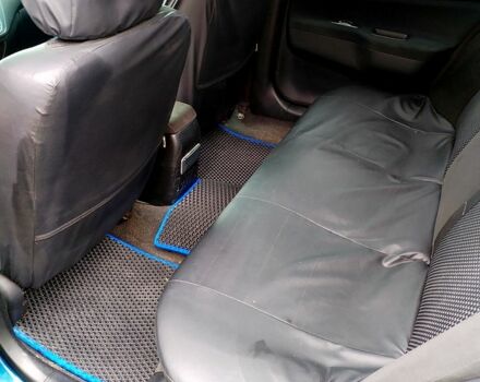 Синий Мицубиси Лансер, объемом двигателя 1.6 л и пробегом 300 тыс. км за 3700 $, фото 4 на Automoto.ua