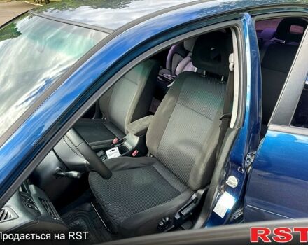 Синий Мицубиси Лансер, объемом двигателя 1.6 л и пробегом 202 тыс. км за 4900 $, фото 4 на Automoto.ua