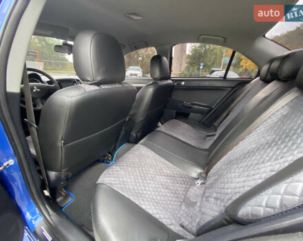 Синий Мицубиси Лансер, объемом двигателя 2.36 л и пробегом 218 тыс. км за 9999 $, фото 23 на Automoto.ua