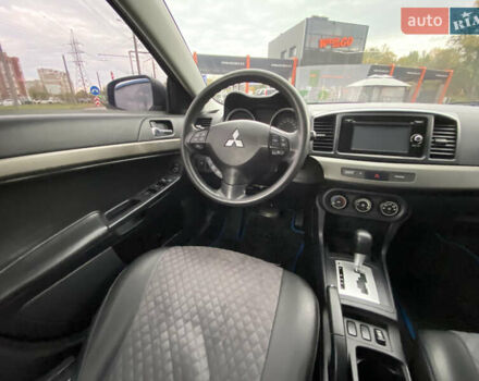 Синий Мицубиси Лансер, объемом двигателя 2.36 л и пробегом 218 тыс. км за 9999 $, фото 17 на Automoto.ua