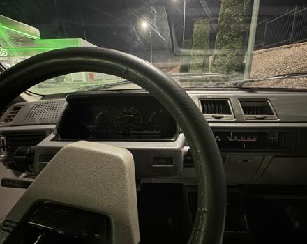 Синий Мицубиси Лансер, объемом двигателя 1.5 л и пробегом 170 тыс. км за 650 $, фото 6 на Automoto.ua