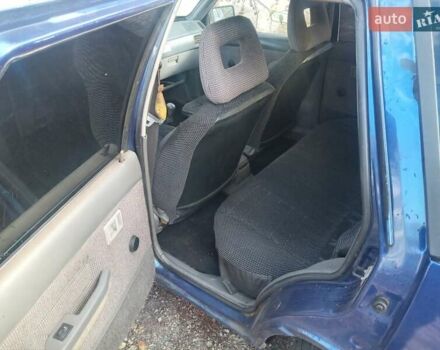 Синий Мицубиси Лансер, объемом двигателя 0 л и пробегом 330 тыс. км за 450 $, фото 1 на Automoto.ua