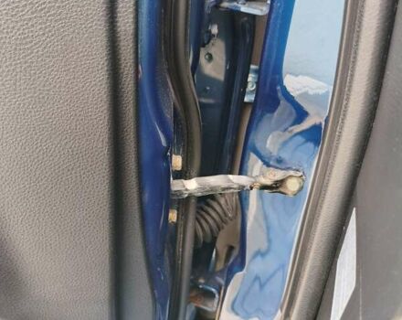 Синій Міцубісі Lancer, об'ємом двигуна 1.6 л та пробігом 258 тис. км за 3000 $, фото 24 на Automoto.ua