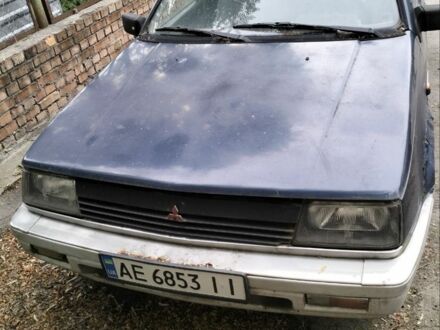Міцубісі Lancer 1988 у Дніпро (Дніпропетровську) на Automoto.ua Синій Міцубісі Lancer, об'ємом двигуна 1.5 л та пробігом 90 тис. км за 240 $, фото 1 на Automoto.ua
