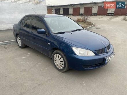 Мицубиси Лансер 2006 в Новомосковске на Automoto.ua Синий Мицубиси Лансер, объемом двигателя 1.6 л и пробегом 280 тыс. км за 3900 $, фото 1 на Automoto.ua